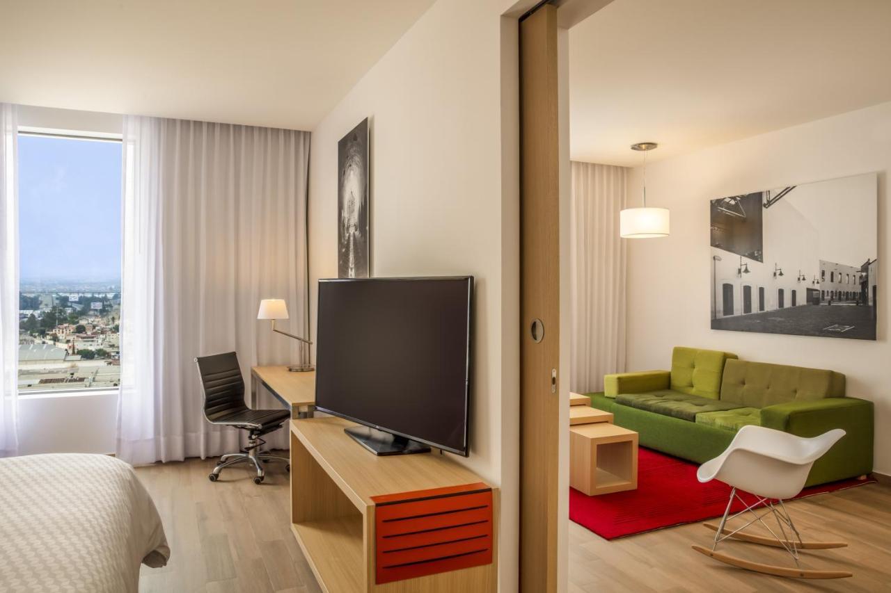 Fiesta Inn Parque Puebla Zewnętrze zdjęcie